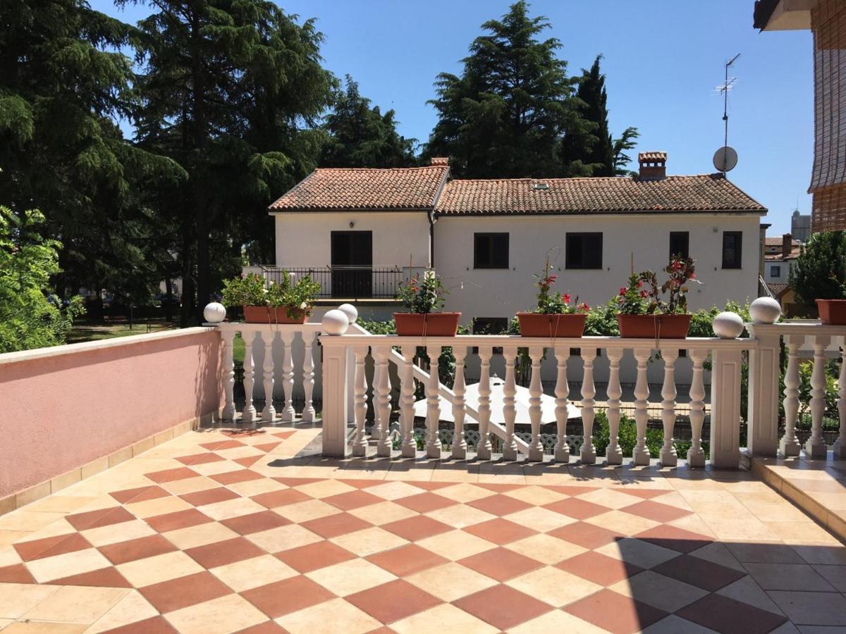 Apartments Tereza Novigrad Istria Εξωτερικό φωτογραφία