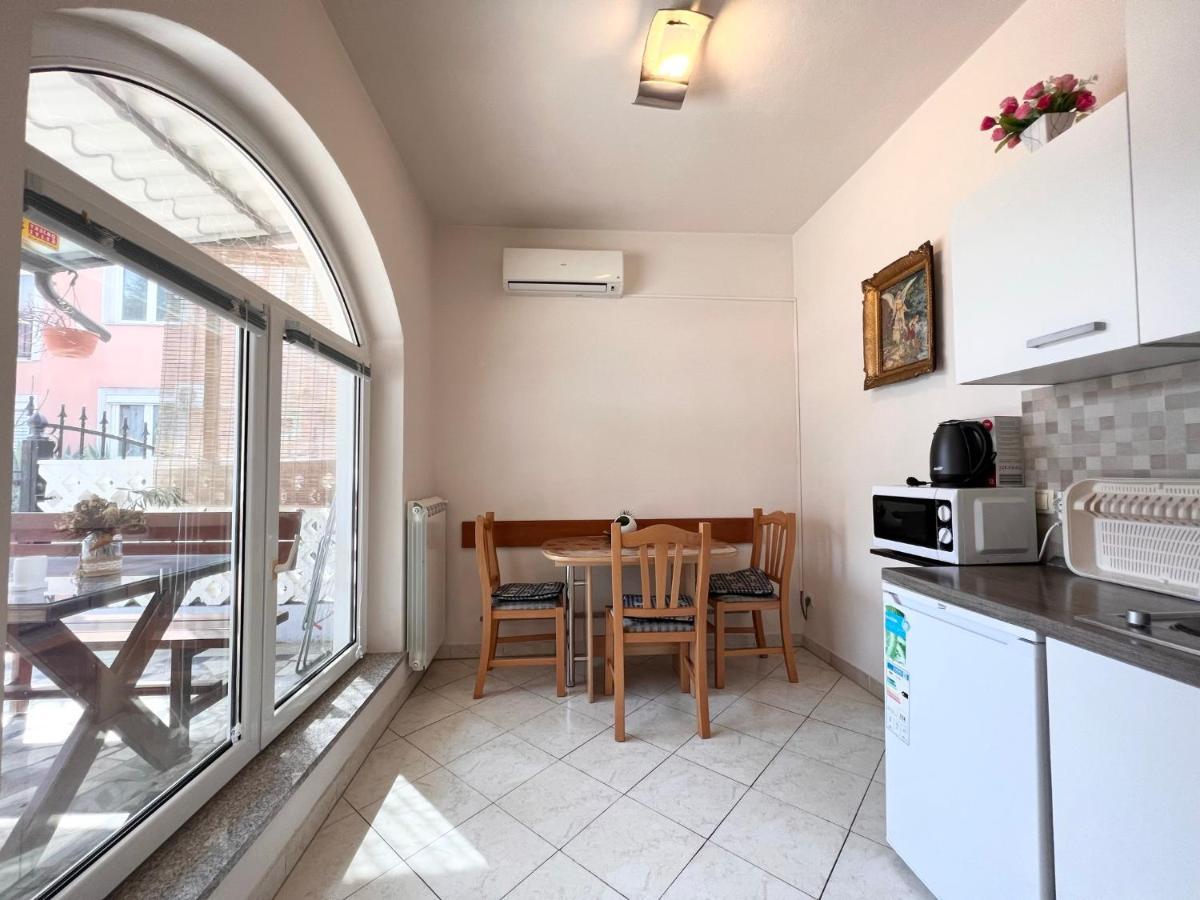 Apartments Tereza Novigrad Istria Εξωτερικό φωτογραφία