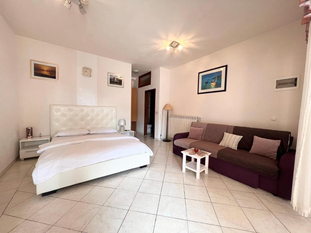 Apartments Tereza Novigrad Istria Εξωτερικό φωτογραφία