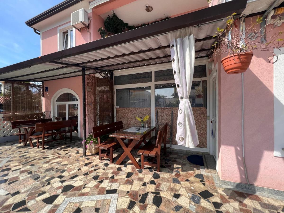 Apartments Tereza Novigrad Istria Εξωτερικό φωτογραφία