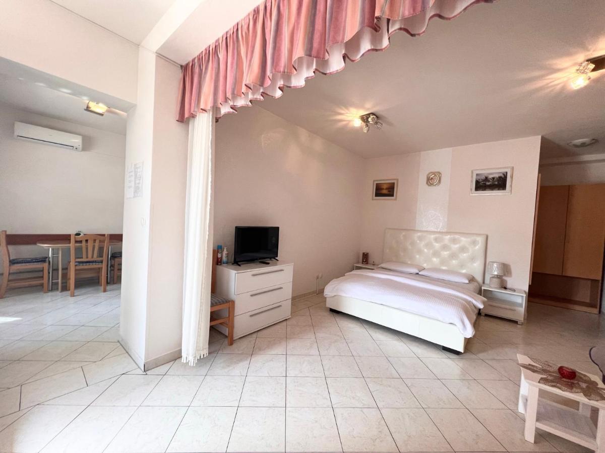 Apartments Tereza Novigrad Istria Εξωτερικό φωτογραφία