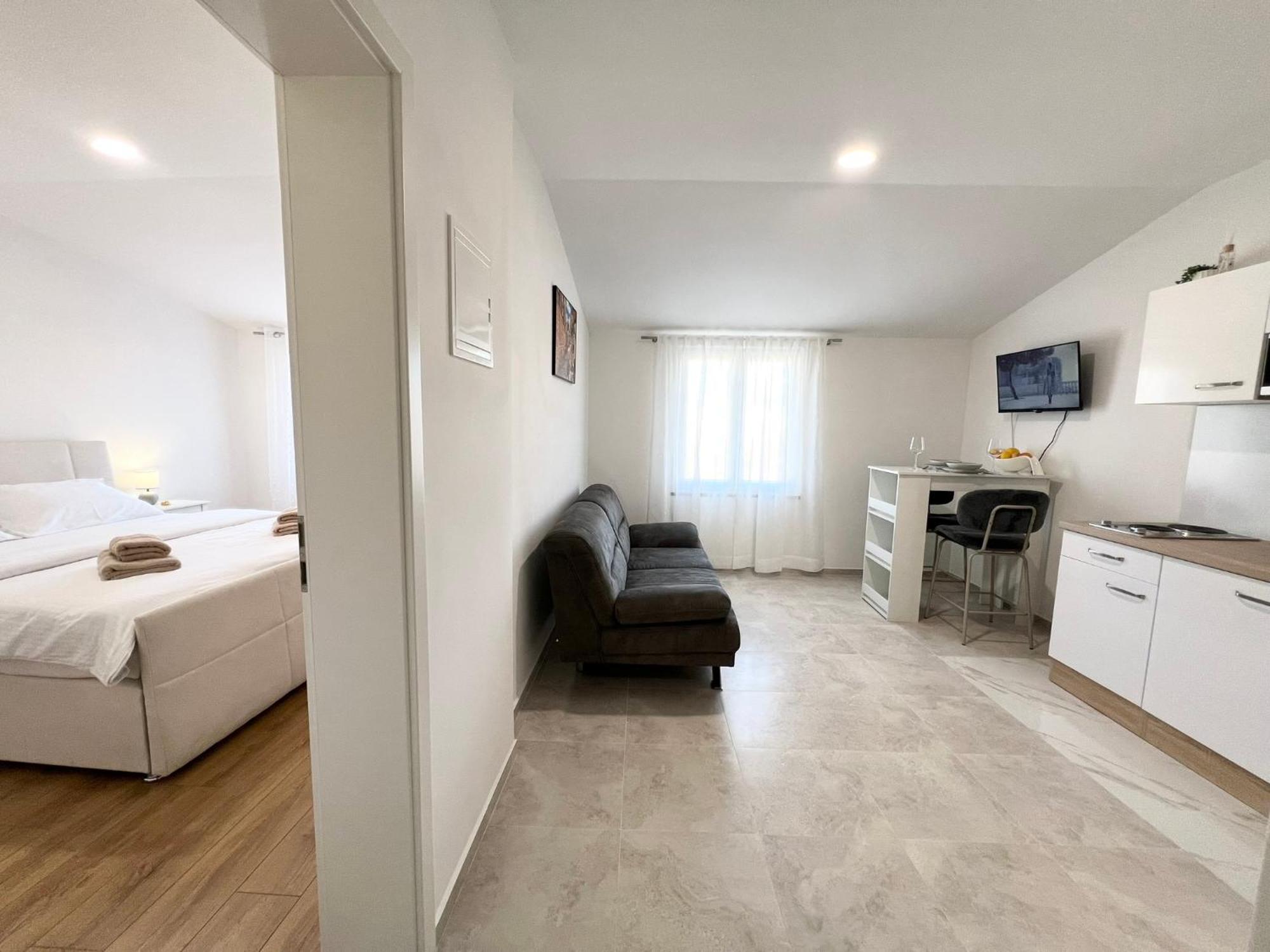 Apartments Tereza Novigrad Istria Εξωτερικό φωτογραφία